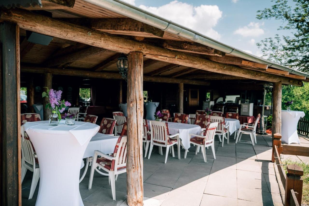 Hotel Hasenjaeger Айнбек Екстериор снимка